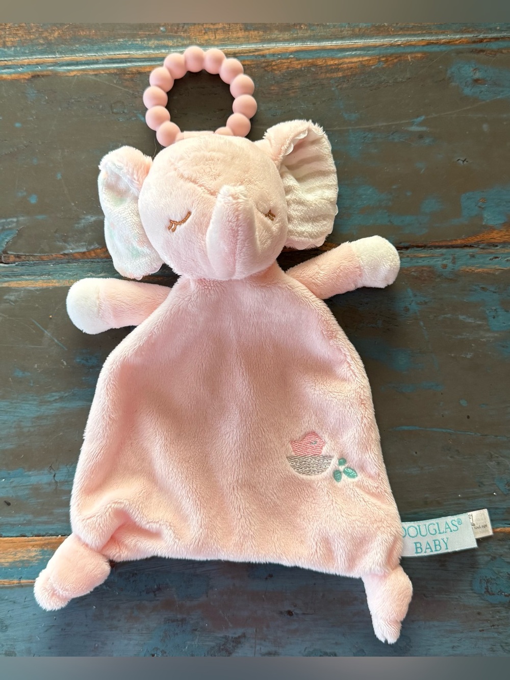 Douglas Baby Elephant Pink Baby
Lovey Teether Bird Nest Knotted Lovie
Security